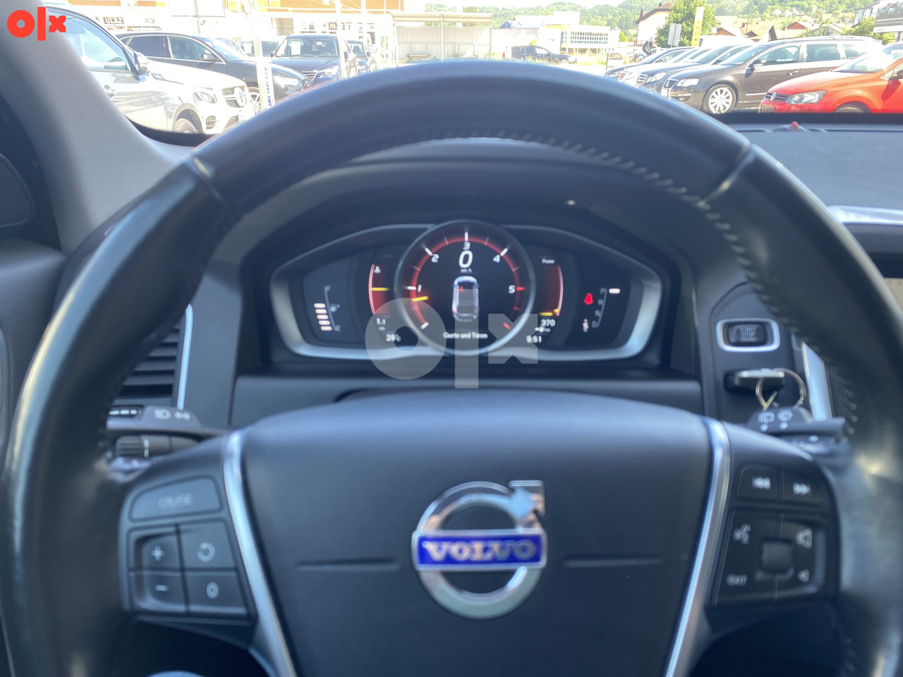 VOLVO XC60 AWD 2,4 DIZEL  2015 GOD. TEL:062/445365