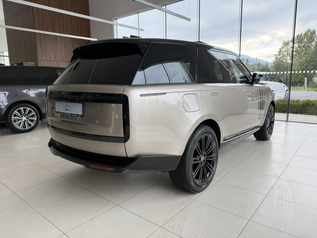 RANGE ROVER AUTOBIOGRAPHY 4.4 V8 530KS
