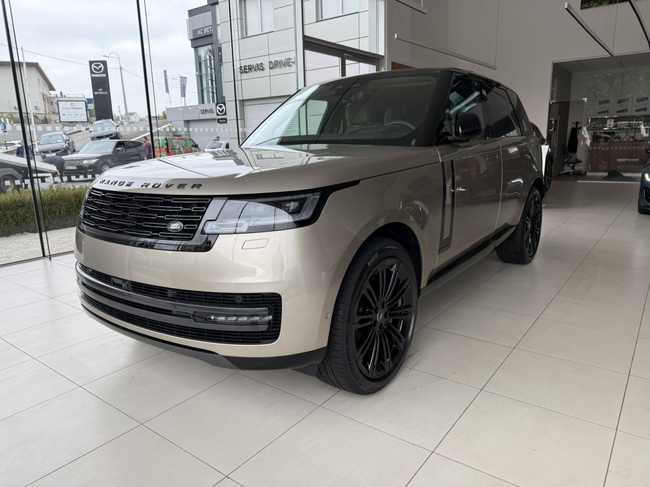 RANGE ROVER AUTOBIOGRAPHY 4.4 V8 530KS