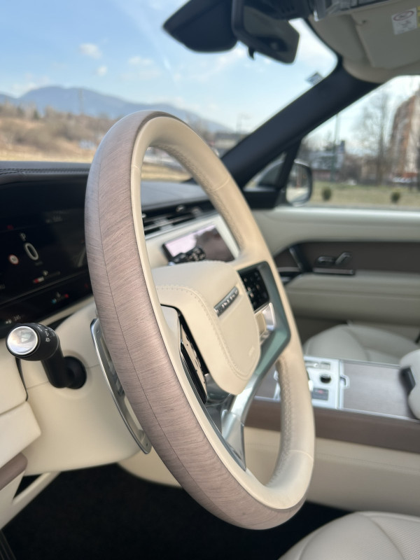 Range Rover Autobiography