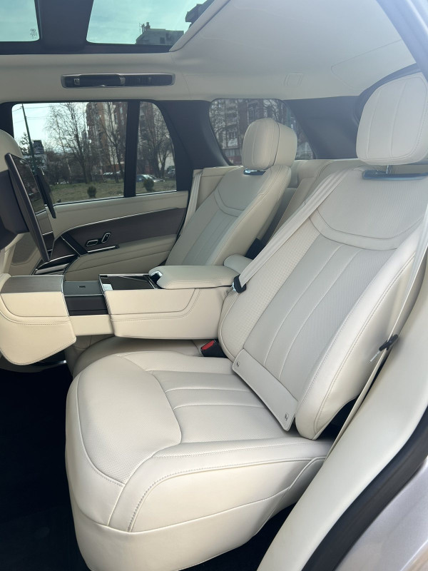 Range Rover Autobiography
