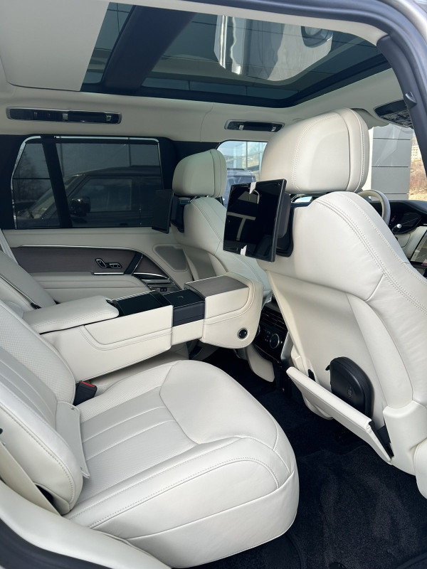 Range Rover Autobiography