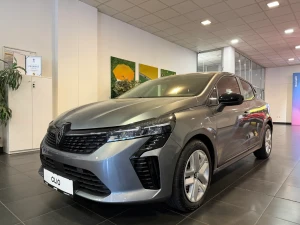 Renault Clio TCe 90 Evolution X-Tronic 2025. Automatik