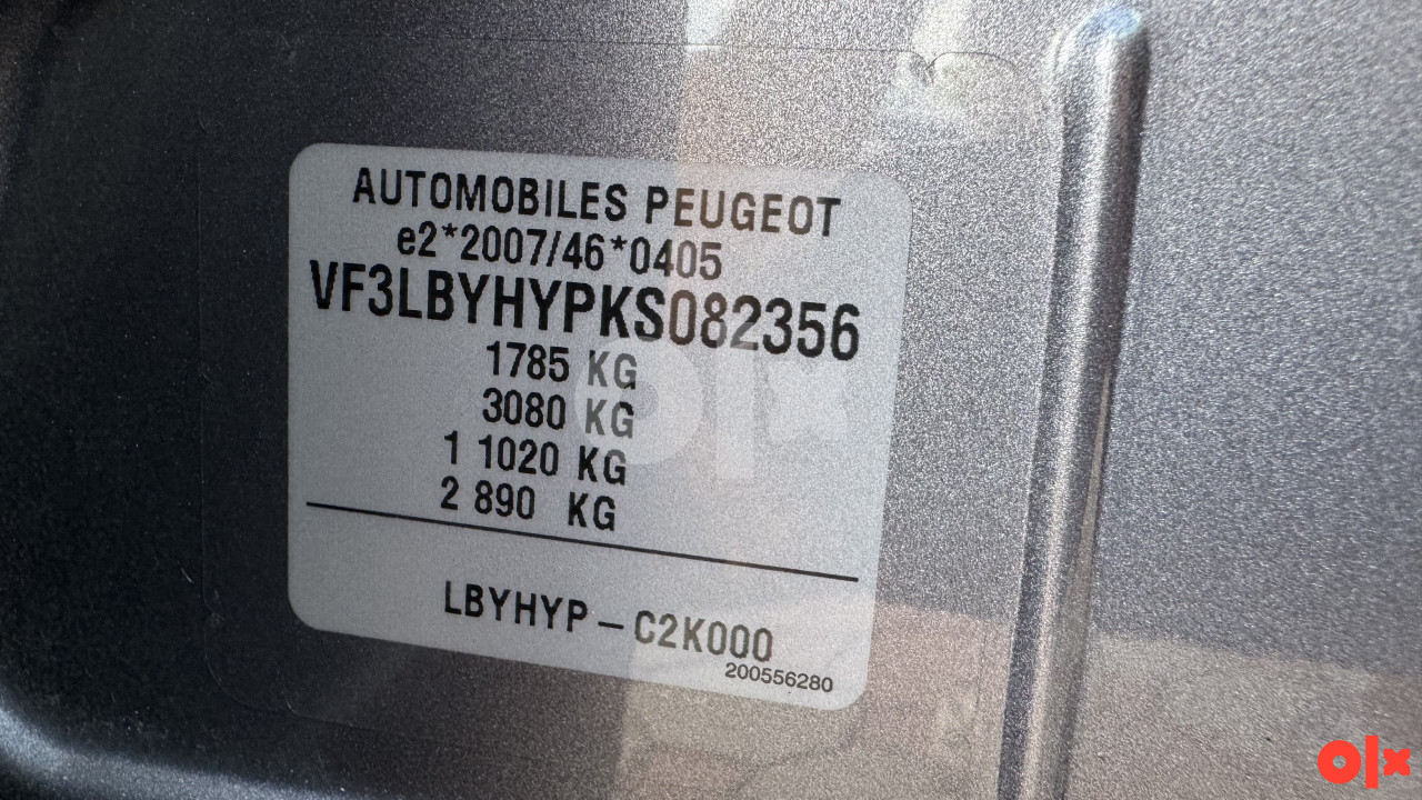 PEUGEOT 308 1.5 BlueHDi "Allure Sport" LED NAVI Facelift 2019