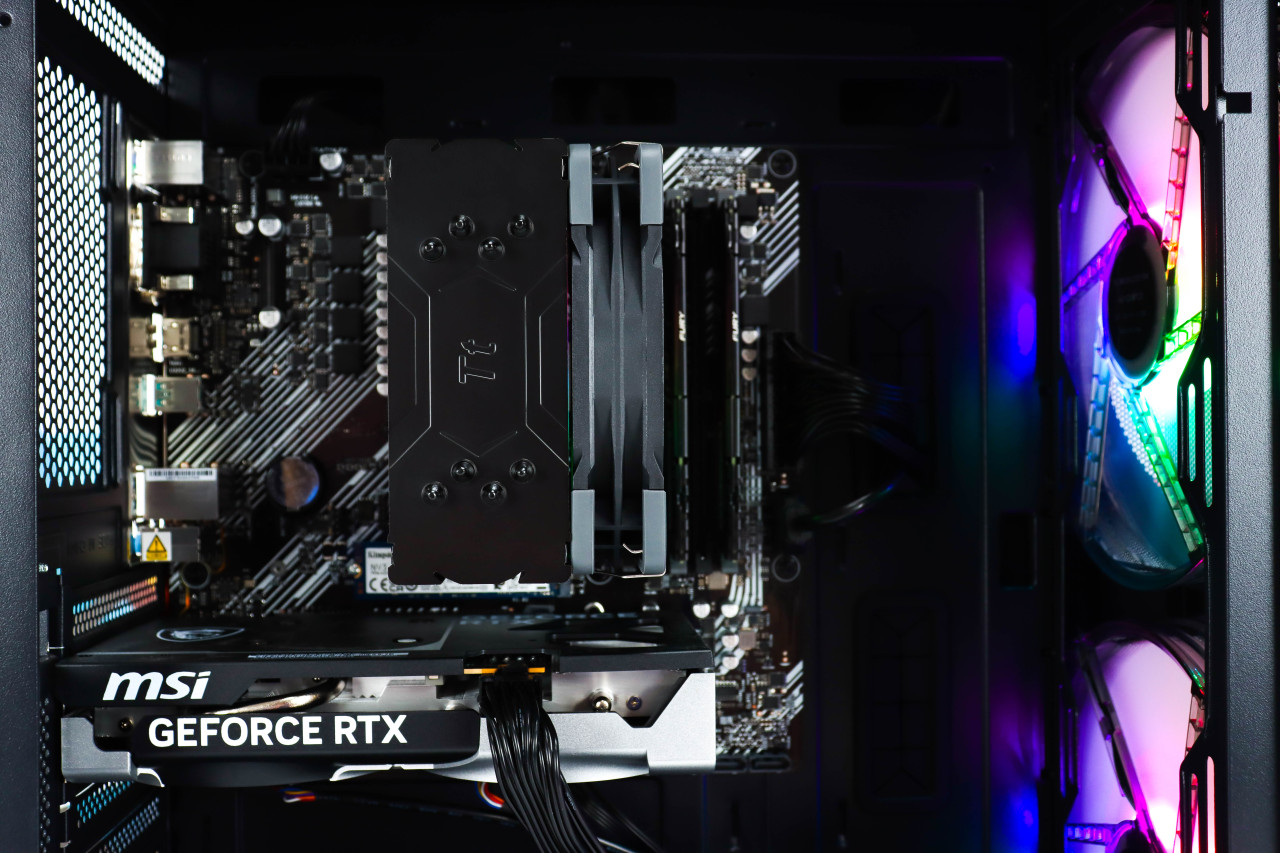 Gaming PC Airstream IT-3503-21; R7 5700X RTX 5060 1TB 16GB B2S
