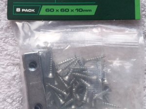 PARKSIDE L profil 60 x 60 x 10 mm 12 kom, 32 šarafa