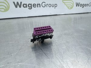 Obd konektor Škoda Superb