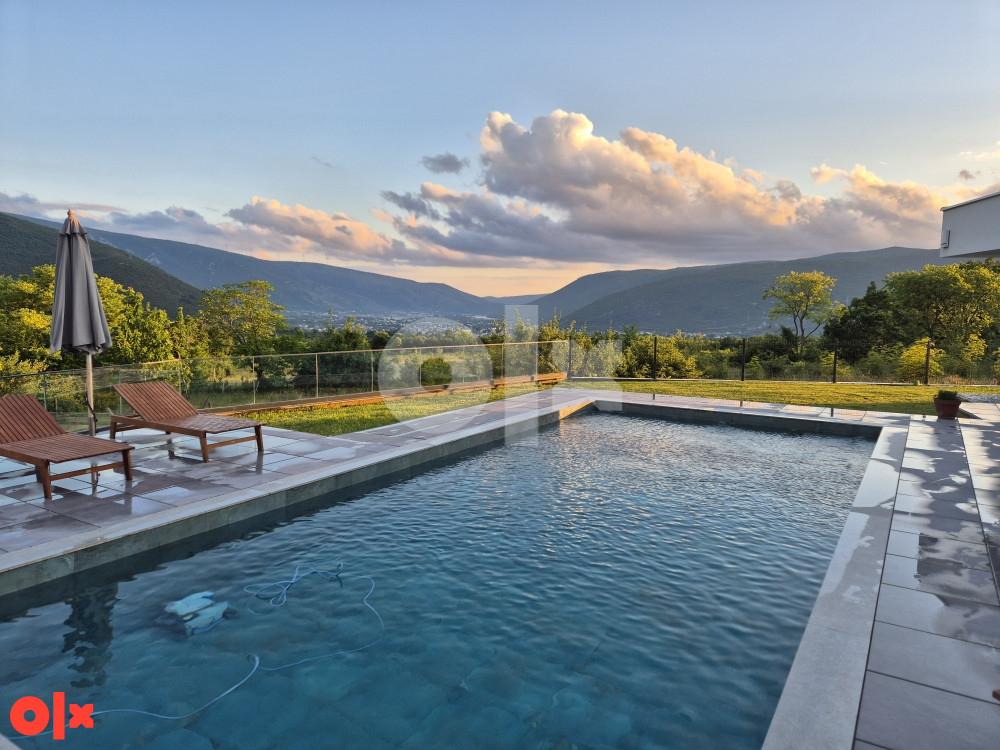 Izdaje se novoizgradjena Villa s Bazenom Mostar 4