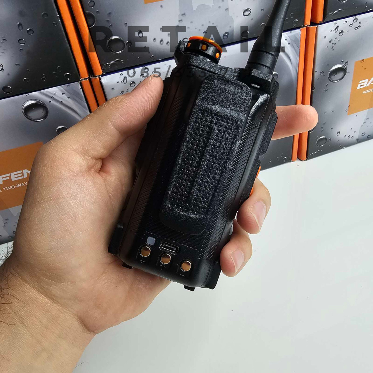 BAOFENG motorola K68 PLUS 5W punjač toki voki radio stanica