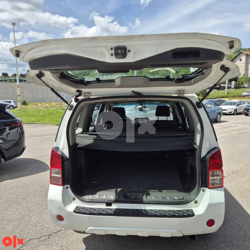 Nissan Pathfinder 2.5 DCI 2010