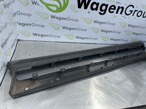 Prag pvc desni lijevi Jeep Commander 2008