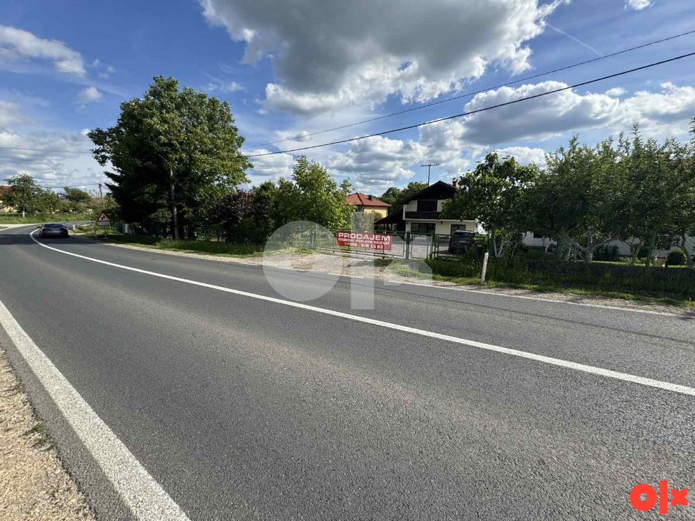Stambeno poslovni objekat i dvorište, Sarači-Kalesija 3