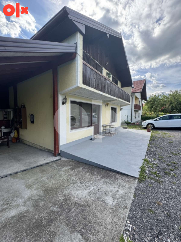 Stambeno poslovni objekat i dvorište, Sarači-Kalesija 6