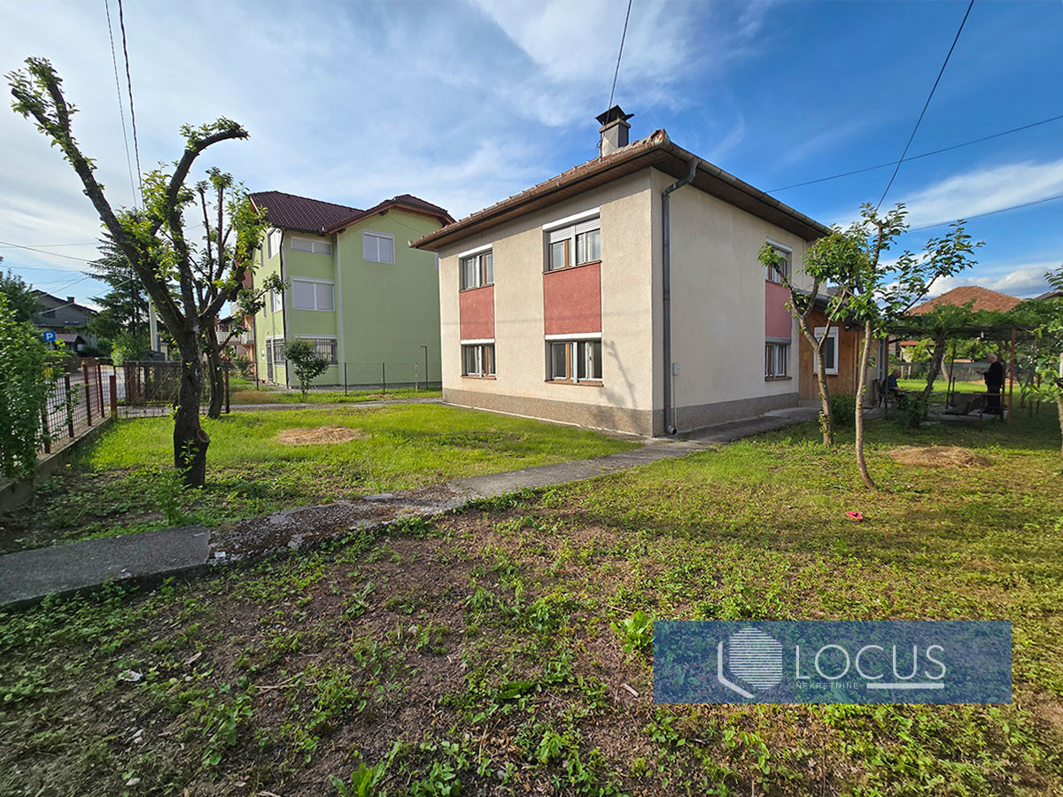 LOCUS: Kuća na parceli 765m2, Sokolovć Kolonija, Ilidža photo 4