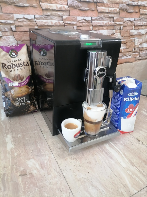 Kafe aparat JURA ENA5...JURA JE ZAKON
