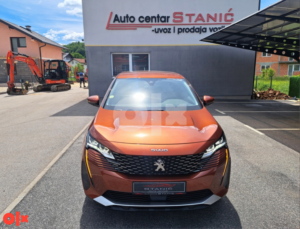 PEUGEOT 5008 2021 GOD AUTOMATIK F1 7 SJEDISTA FULL LED VIRTUAL