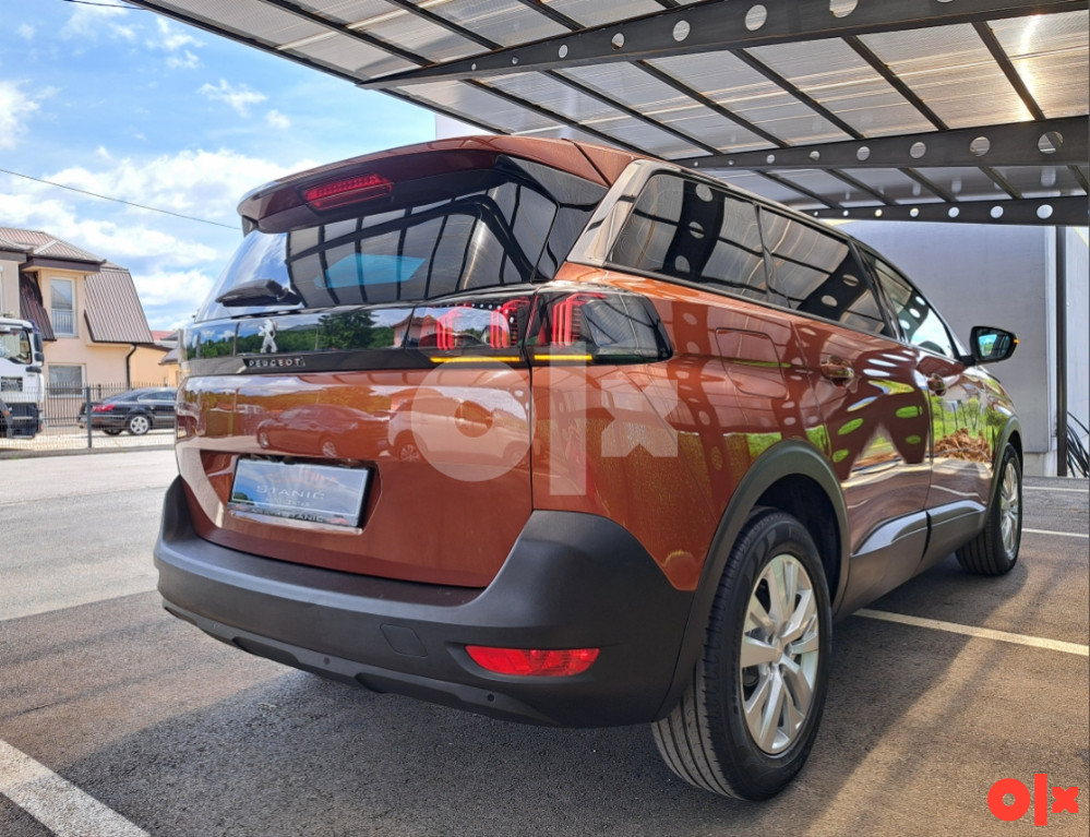 PEUGEOT 5008 2021 GOD AUTOMATIK F1 7 SJEDISTA FULL LED VIRTUAL