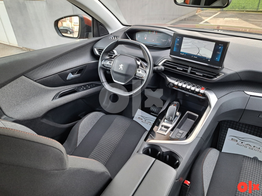 PEUGEOT 5008 2021 GOD AUTOMATIK F1 7 SJEDISTA FULL LED VIRTUAL