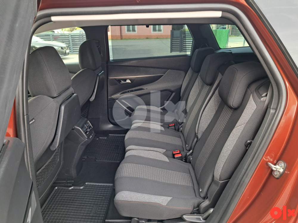 PEUGEOT 5008 2021 GOD AUTOMATIK F1 7 SJEDISTA FULL LED VIRTUAL