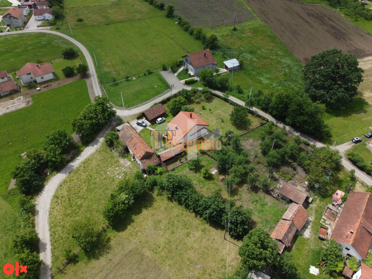 Kuća 85 m2 i placa 1831 m2 - Laktaši 18