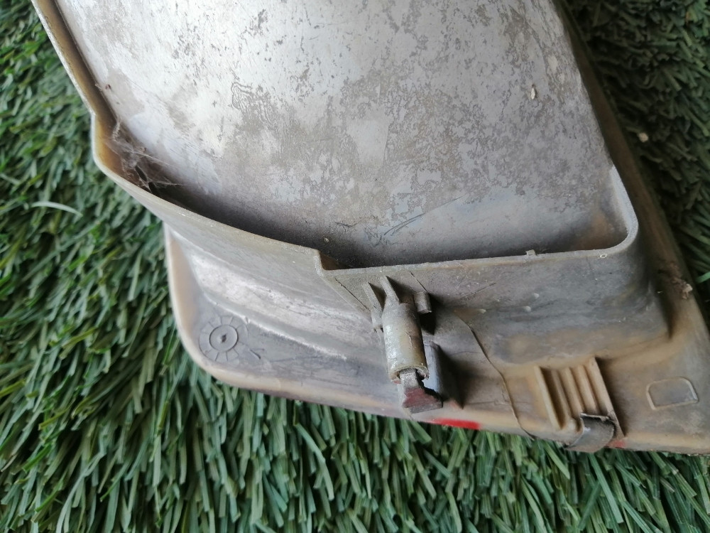 Peugeot 205 far valeo pezo