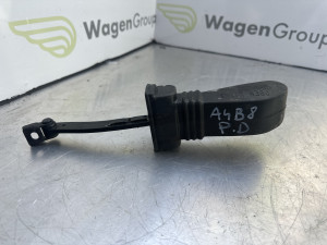 Granicnik vrata Audi A4 B8 2012