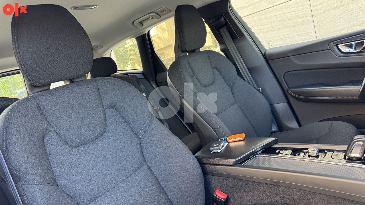 VOLVO XC60 2.0 4x4 "Momentum" Full LED Virtual Kamera Keyless 21G