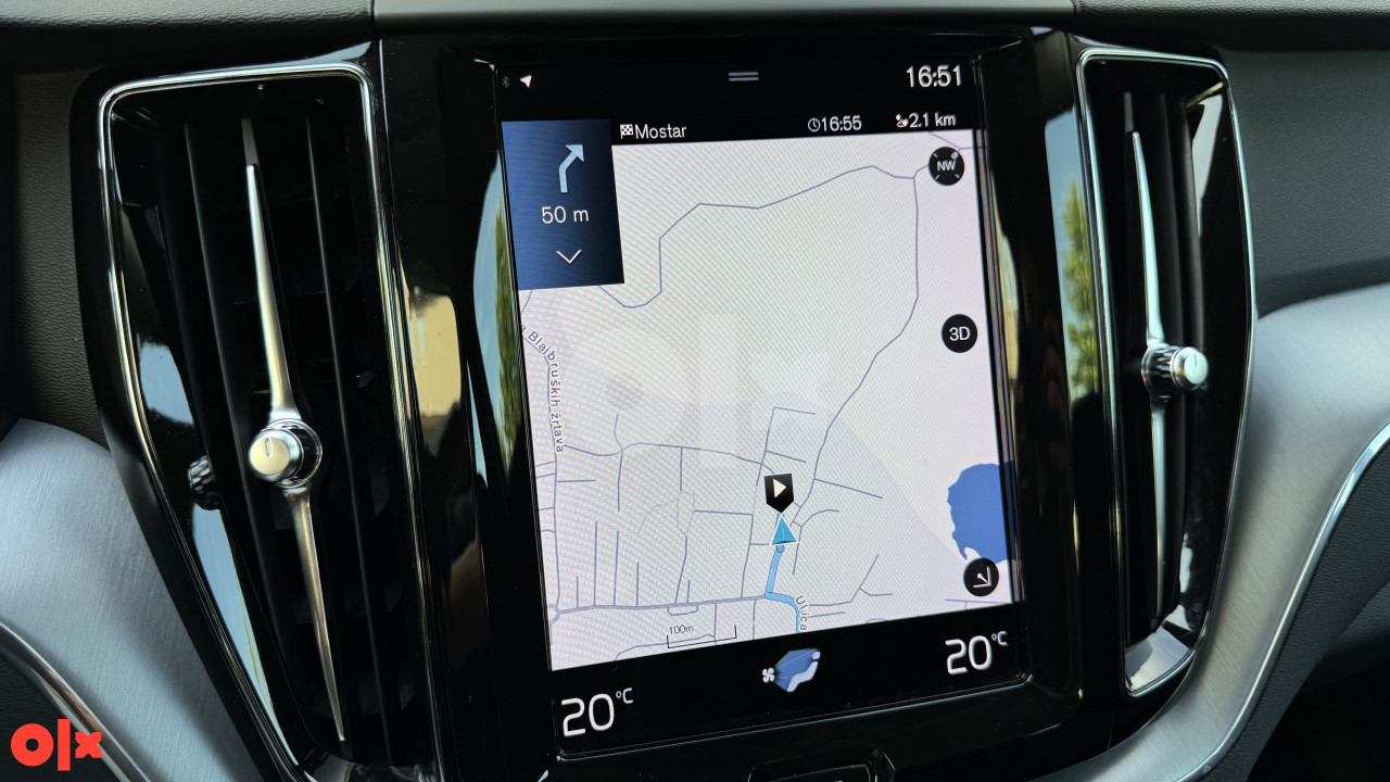 VOLVO XC60 2.0 4x4 "Momentum" Full LED Virtual Kamera Keyless 21G