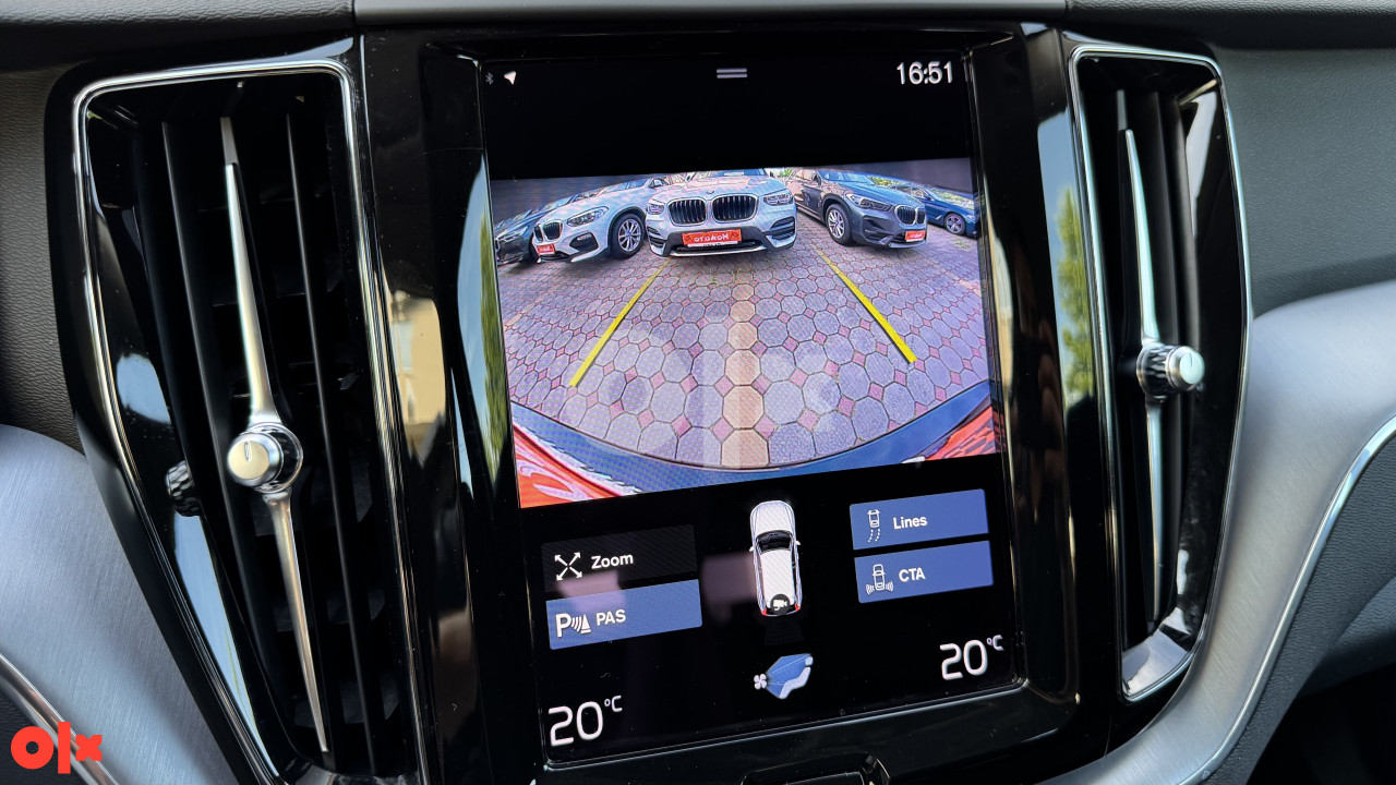 VOLVO XC60 2.0 4x4 "Momentum" Full LED Virtual Kamera Keyless 21G