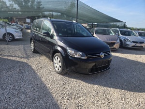 Volkswagen Touran 1.6 77kw dizel Dzg 2011god tip top 065 429 152