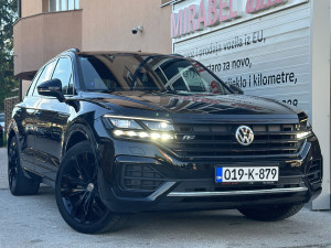 VW TOUAREG 3.0 TDI R-LINE  BLACK EDITION 2019 EKSTRA STANJE