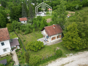 NN Nekretnine : Vikendica - Rakovica / Ilidža