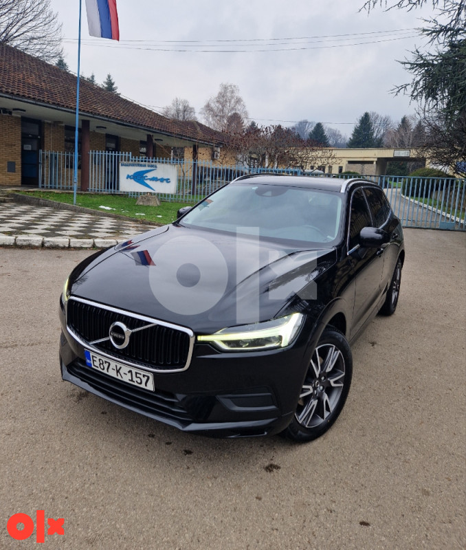 Volvo XC 60 2.0 140KW 4X4 MODEL 2020 GOD EXTRA STANJE REGISTROVAN