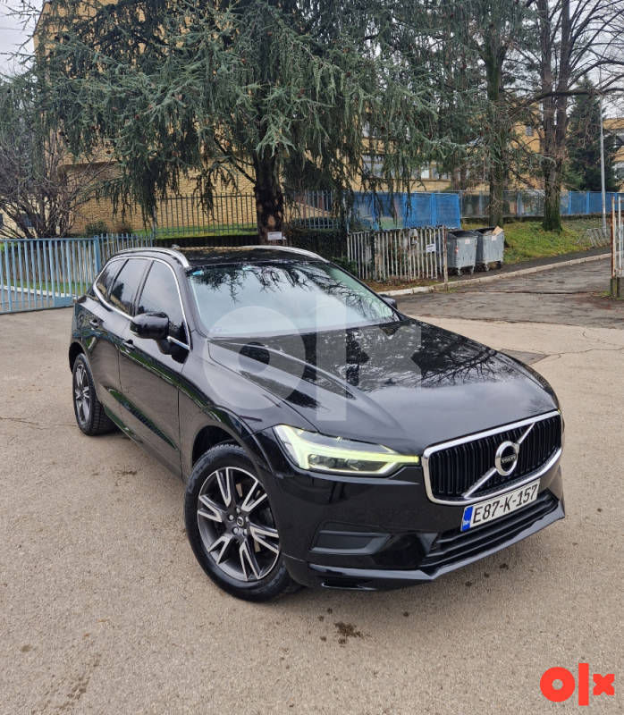 Volvo XC 60 2.0 140KW 4X4 MODEL 2020 GOD EXTRA STANJE REGISTROVAN