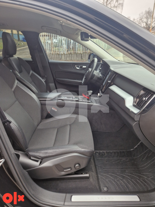 Volvo XC 60 2.0 140KW 4X4 MODEL 2020 GOD EXTRA STANJE REGISTROVAN