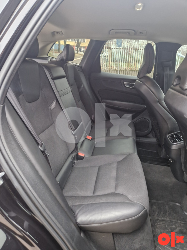 Volvo XC 60 2.0 140KW 4X4 MODEL 2020 GOD EXTRA STANJE REGISTROVAN