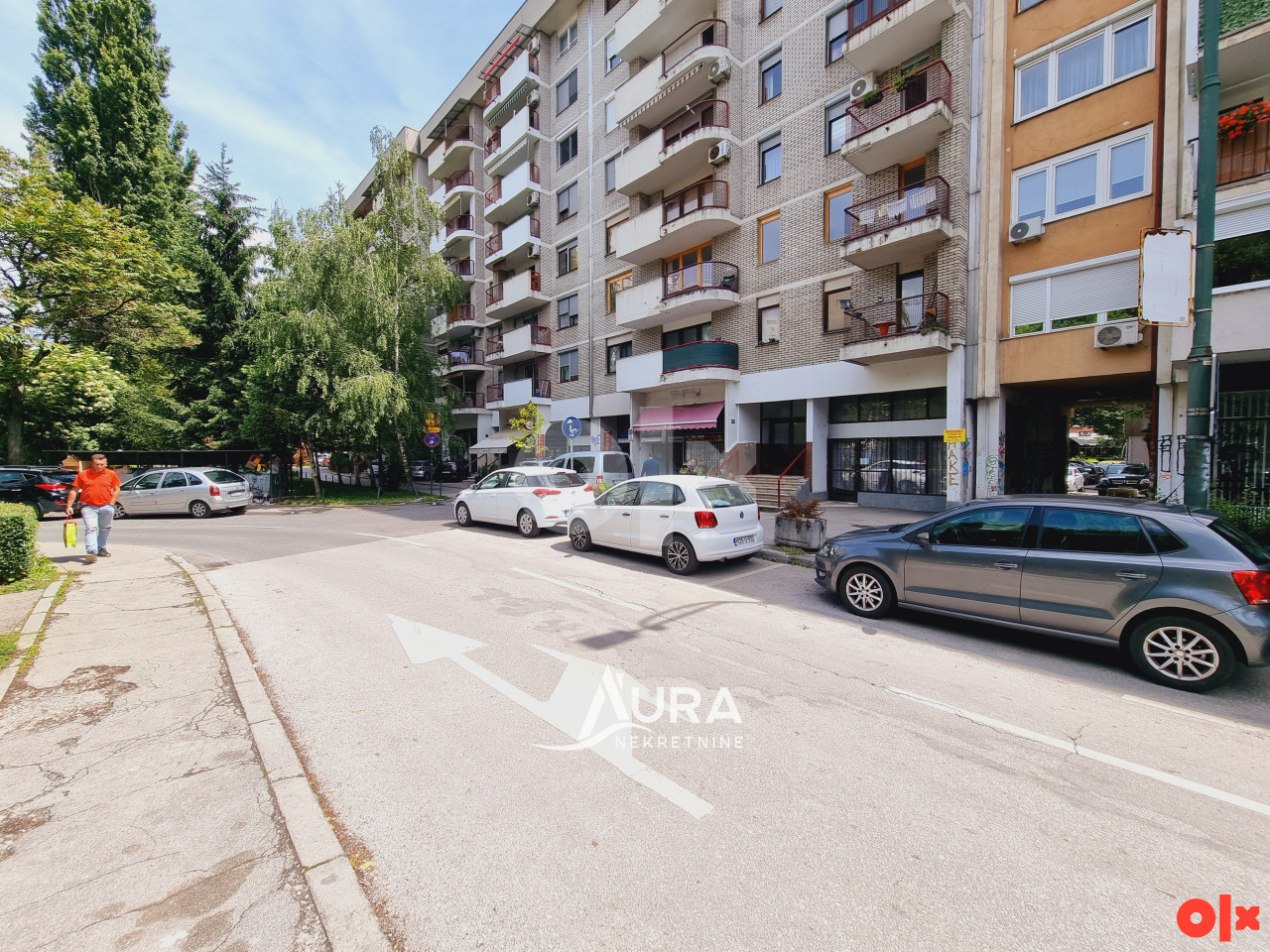 AURA/ Poslovni prostor 68m2 / Grbavica 2