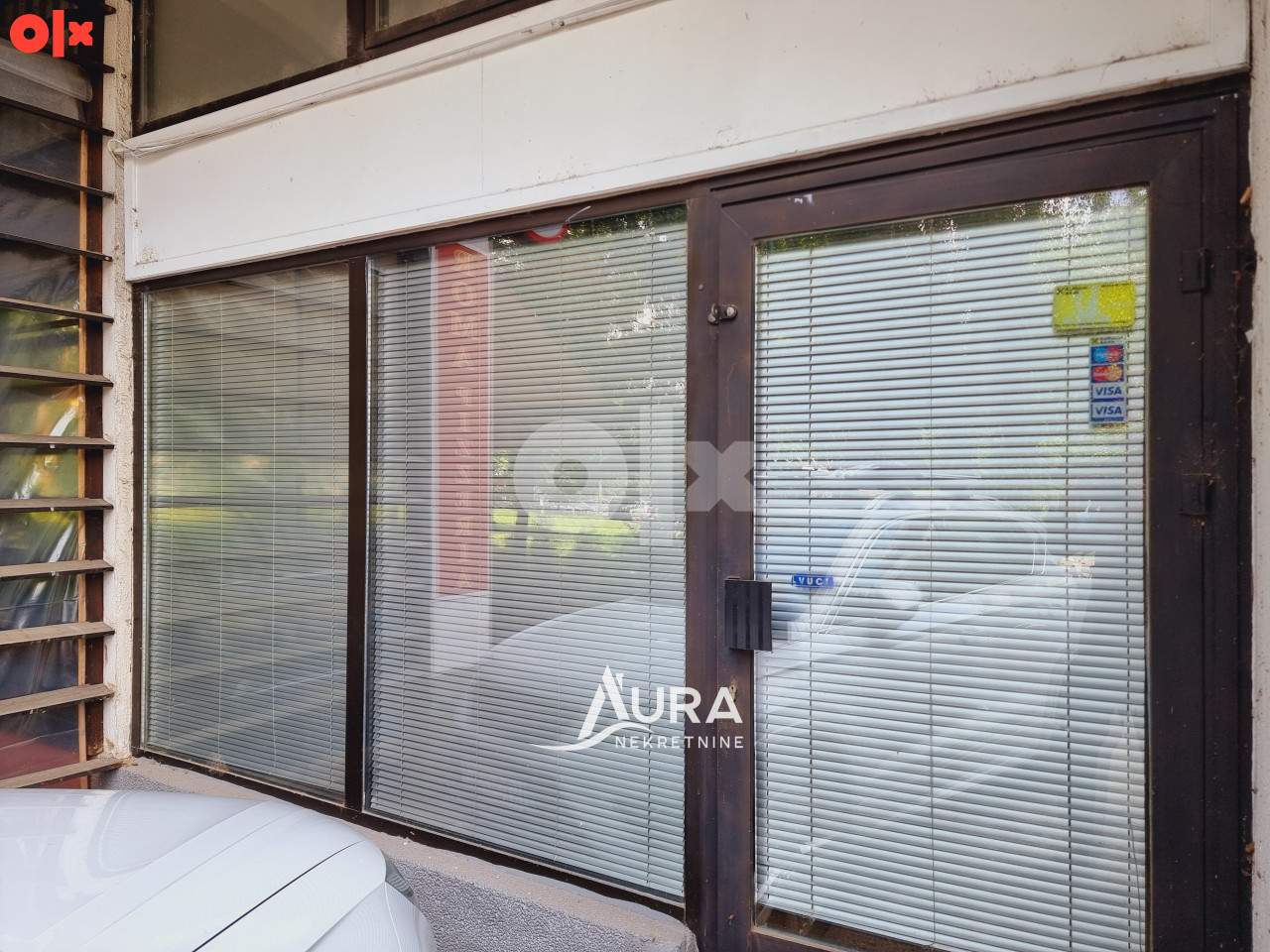 AURA/ Poslovni prostor 68m2 / Grbavica 4