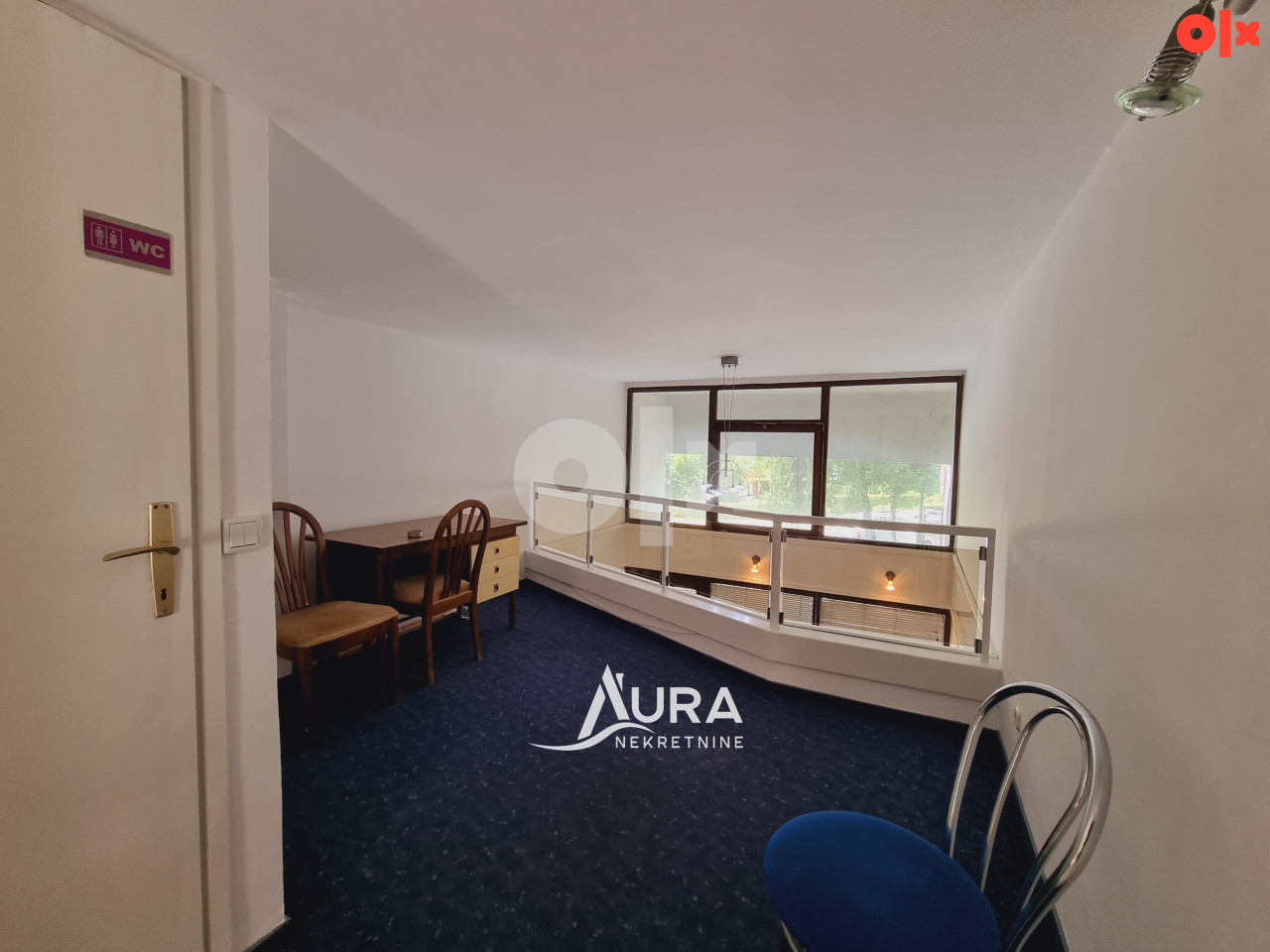 AURA/ Poslovni prostor 68m2 / Grbavica 8