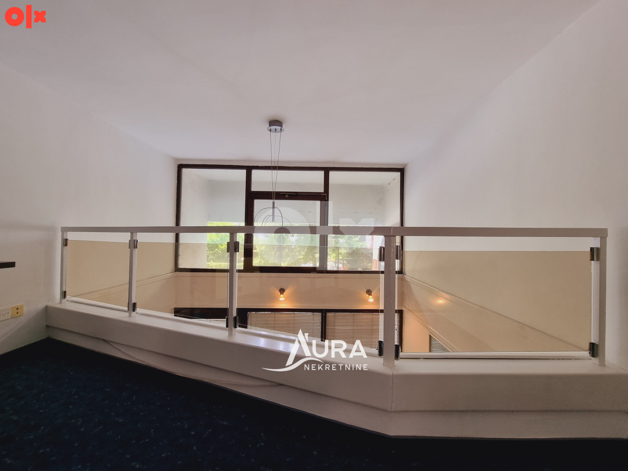 AURA/ Poslovni prostor 68m2 / Grbavica 9