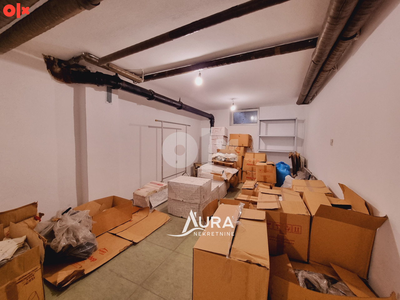AURA/ Poslovni prostor 68m2 / Grbavica 12