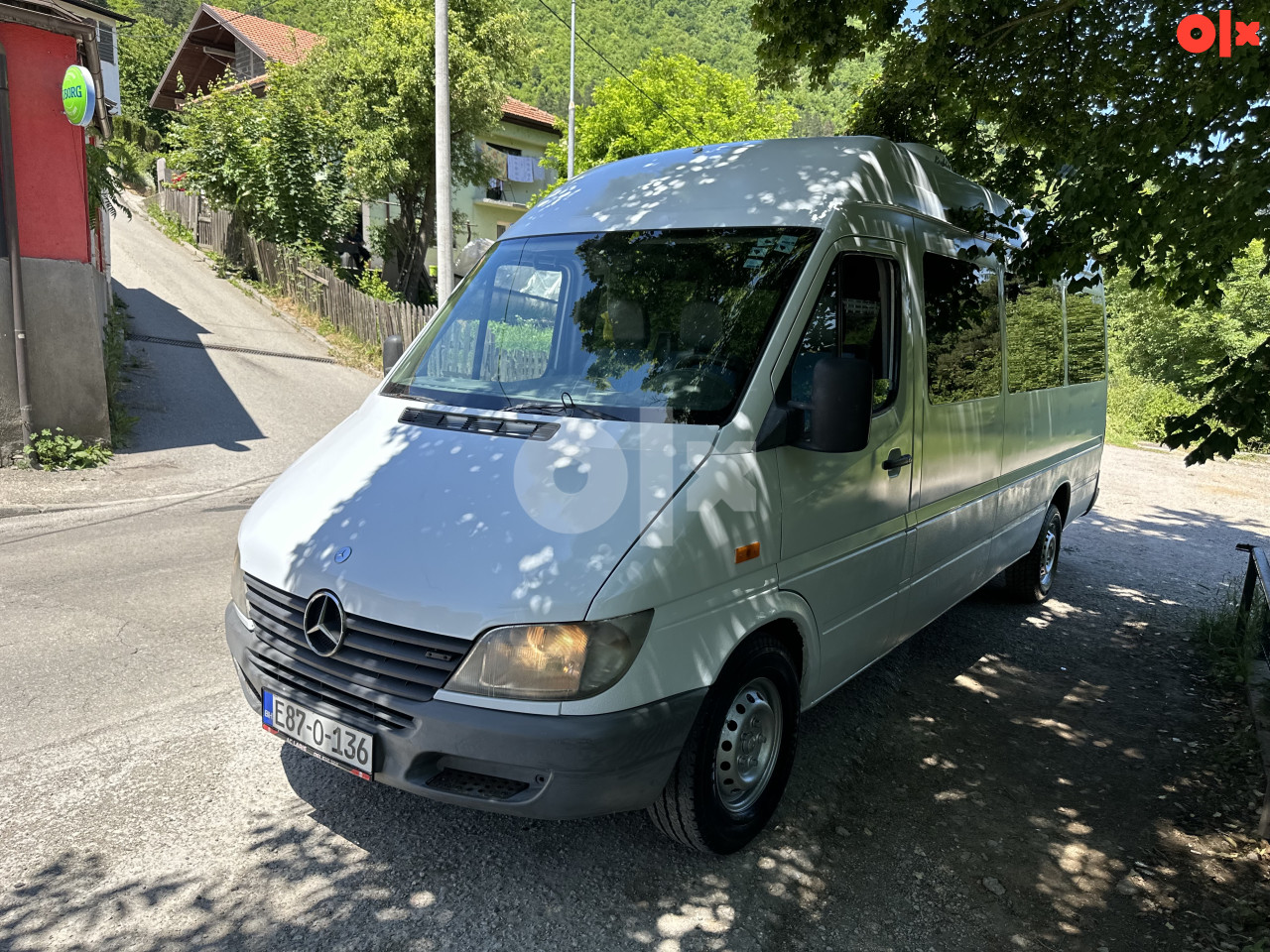 *Mercedes Sprinter 2003g 316cdi putnicki-visenamj Moze zamjena*