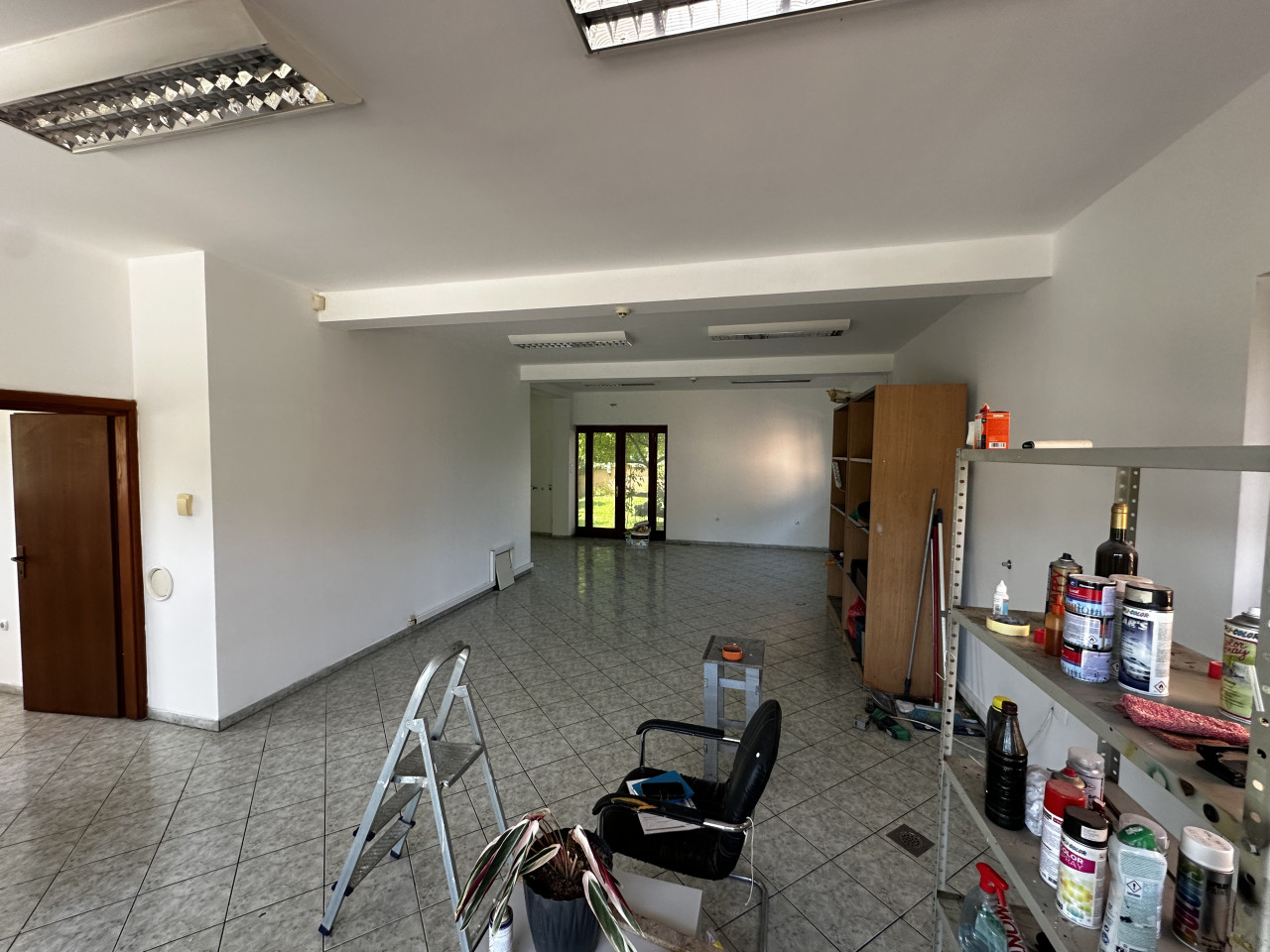 Poslovni prostor za najam - 90 m2 3