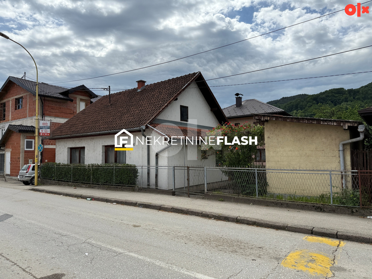 FLASH: Kuća - ZEPČE - Strogi centar / Stjepana Radića 10