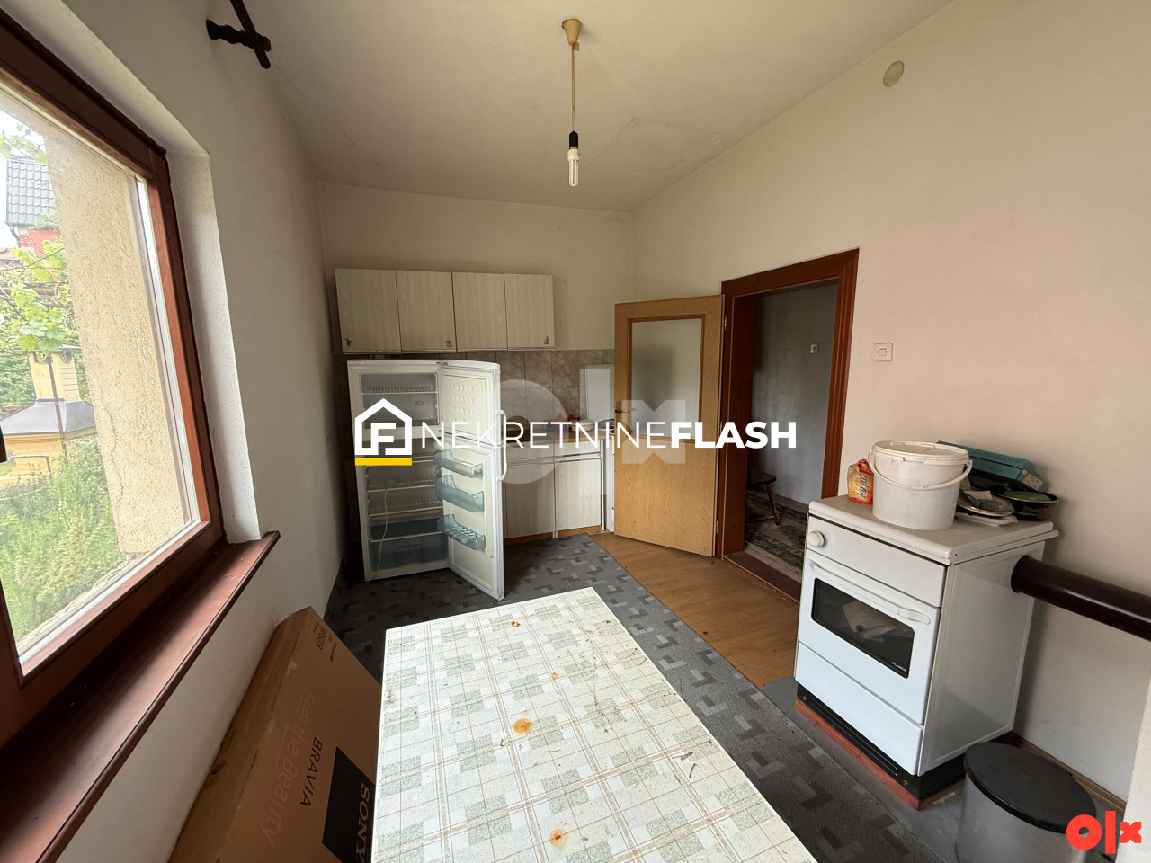 FLASH: Kuća - ZEPČE - Strogi centar / Stjepana Radića 23