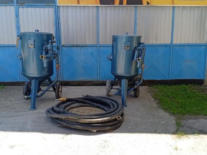 Oprema za pjeskarenje Clemco - građevinski kompresor Atlas Copco
