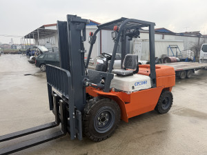 Viljuškar CPCD 50 DIZEL (5 tona) Doo Mimi