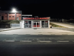 Commercial space + KOMORA MESNICA MARKET