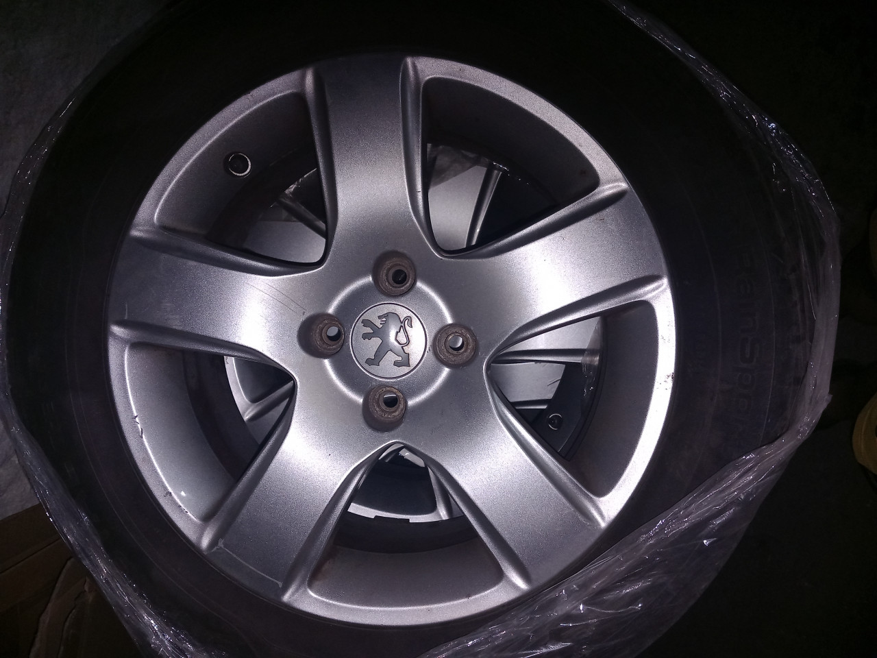 Al felge peugeot originalne ljetne gume 16