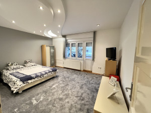 Izdaje se Dvosoban stan i/ili kancelarija Centar Banja Luka